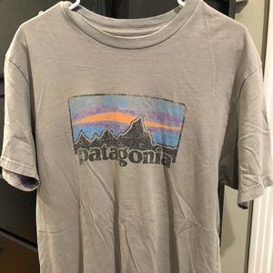 Patagonia t shirt Men Large
